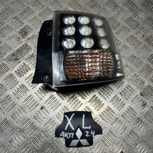 Фонарь правый Mitsubishi Outlander XL (2006-2014) 8330A380