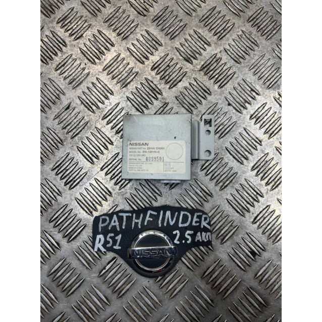 Блок управления модуль камеры заднего вида Nissan Pathfinder (06-14) 284A1EA000