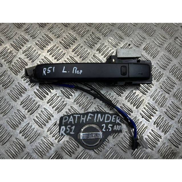 Ручка двери наружная левая передняя Nissan Pathfinder (2006-2014) 80640EB33B