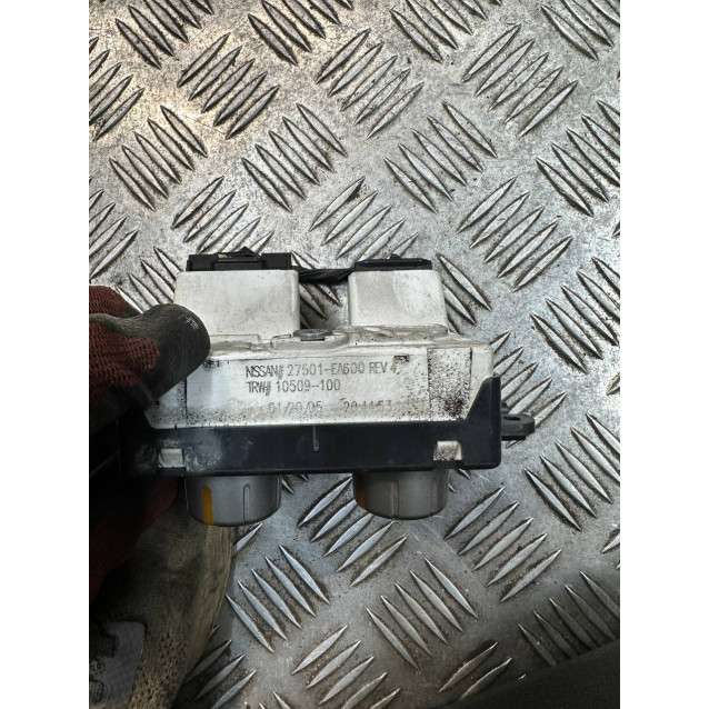Блок управления климат-контролем Nissan Pathfinder (06-14) 27501EA600