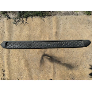 Накладка порога права Nissan Pathfinder (2006-2014) 96101EA500 96101EA500