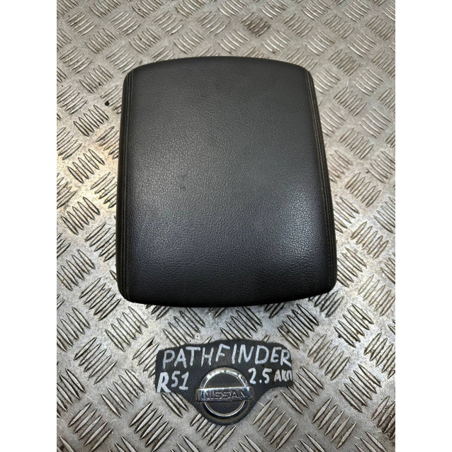 Подлокотник Nissan Pathfinder (2006-2014) 96920EB31A