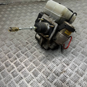 Блок ABS с главным тормозным цилиндром Toyota Prado 120 (2004-2009) 4705060080