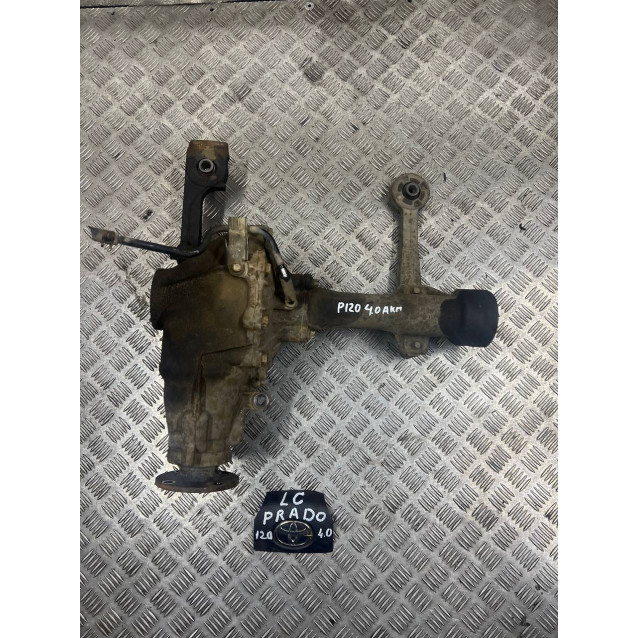 Редуктор передній Toyota Prado 120 (2004-2009) 4.0 АКПП 411103D420