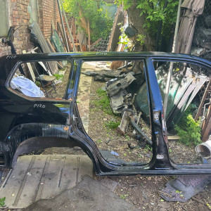 Четверть кузова порог со стойками крыло заднее правое Toyota Prado 120 (2004-2009) 6016160780 6102760431 6121160050