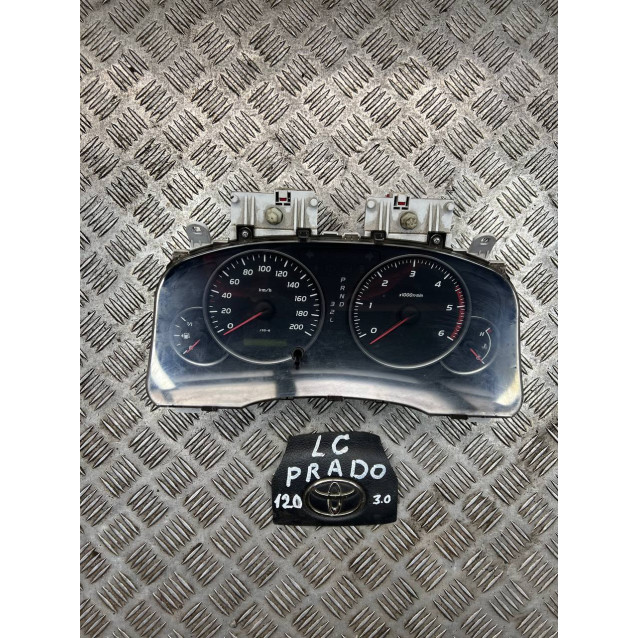 Щиток приборов Toyota Prado 120 (2004-2009) 3.0 АКПП 838006D160