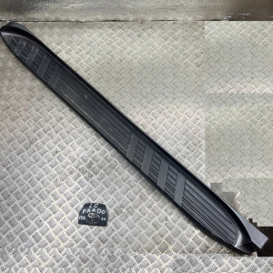 Подножка порог боковая декоративная Toyota Prado 120 (04-09) 5177260080 / 517716A060 *пара