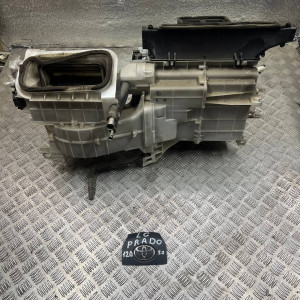 Корпус печки Toyota Prado 120 (2004-2009) 8705060170 8705060171