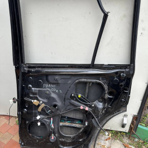 Дверь задня права Toyota Prado 120 (2004-2009) 6700360260