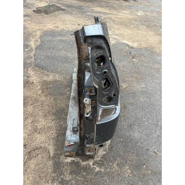 Четверть кузова задняя правая Toyota Prado 120 (2004-2009)