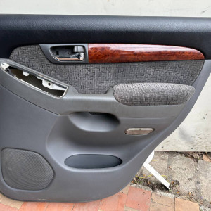 Карта двери Toyota Prado 120 (2004-2009) передняя правая 676106A070B0