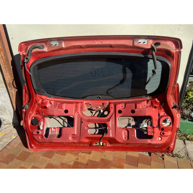 Крышка багажника Nissan Qashqai J10 (2007-2014) K0100JD9MC