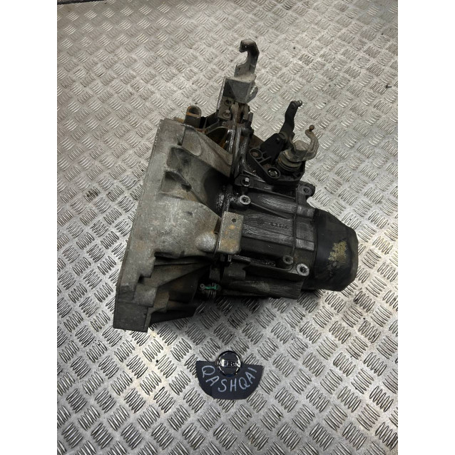 Коробка передач Nissan Qashqai J10 (2007-2014) 1,6 МКПП 32010JD00A