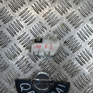 Кронштейн (направляющая) заднего бампера Nissan Qashqai J10 (2007-2014) 85226JD00A 85226JD01A 85227JD00A 85227JD01A