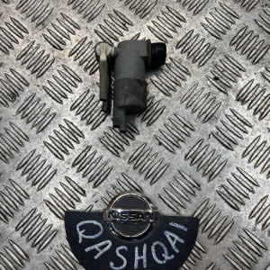 Насос моторчик омывателя лобового стекла Nissan Qashqai J10 (2007-2014) 28920BU010