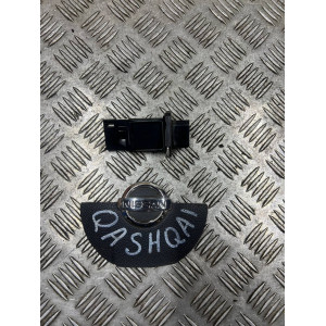 Расходомер (датчик потока) воздуха Nissan Qashqai J10 (2007-2014)  