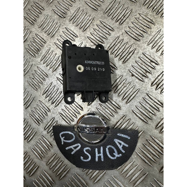 Шаговый двигатель печки Nissan Qashqai (J10)(2007-2014) A24850A7702000 / A24820A3200000 / A24842A7722001/ A24842A7702000