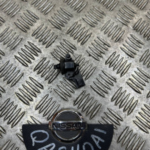 Замок лючка бензобака Nissan Qashqai J10 (2007-2014) 78827JD00B