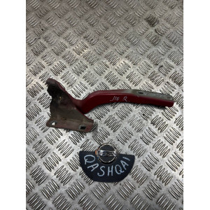 Петля капота права Nissan Qashqai (J10)(2007-2014) 65400JD000