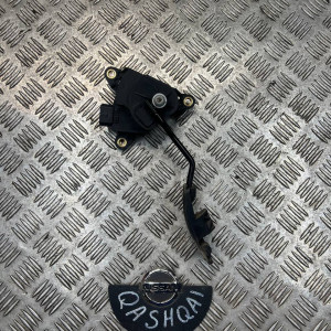 Педаль газа Nissan Qashqai J10 (2007-2014) 18002JD000	