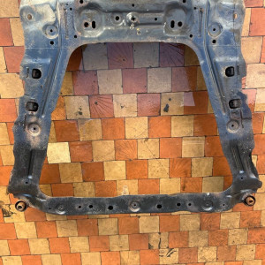 Балка передней подвески Nissan Qashqai (J10)(2007-2014) 54400JD000