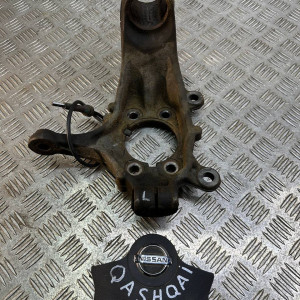 Кулак поворотный левый (цапфа) Nissan Qashqai J11 (2014-2022) 400154EA0A