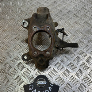 Кулак поворотный левый (цапфа) Nissan Qashqai J11 (2014-2022) 400154EA0A