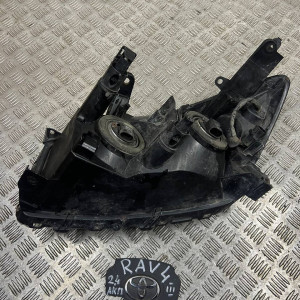 Фара правая Toyota Rav-4 III (2006-2012) 8113042331