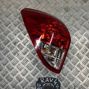 Фонарь левый Toyota Rav-4 III (2006-2012) 8156142100