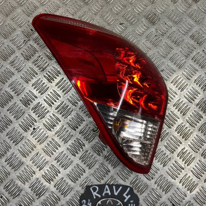 Фонарь левый Toyota Rav-4 III (2006-2012) 8156142100