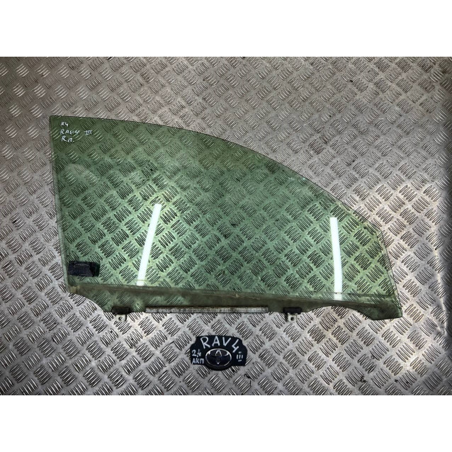 Стекло двери переднее правое Toyota Rav-4 III (2006-2012) 6810142160