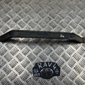 Кронштейн крепление бензобака Toyota Rav-4 III (06-12) 7760142090 7760142060