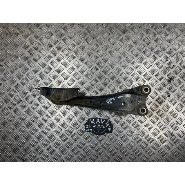 Рычаг задний продольный правый Toyota Rav-4 III (2006-2012) 4876042010
