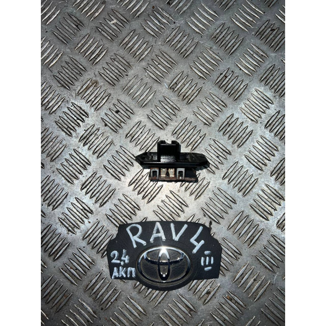 Резистор печки Toyota Rav-4 III (2006-2012) 2.4 АКПП 8713826160