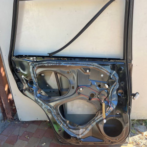 Дверь задняя левая Toyota Rav-4 III (06-12) 6711442050