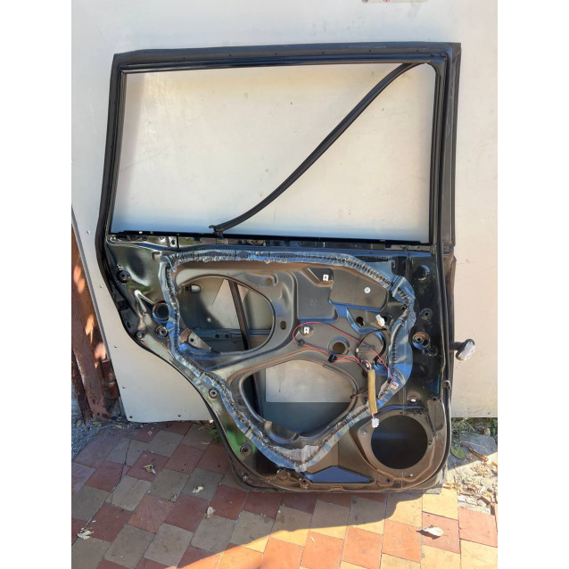 Дверь задняя левая Toyota Rav-4 III (06-12) 6711442050