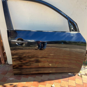 Дверь передняя правая Toyota Rav-4 III (06-12) 6700142110 6700142120