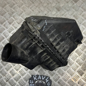 Корпус воздушного фильтра Toyota Rav-4 III (2006-2012) 2.4 АКПП 1770028300 1770028302 * дефект