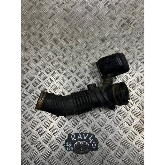 Патрубок повітряного фільтра Toyota Rav-4 III (2006-2012) 2.4 АКПП 1788028240