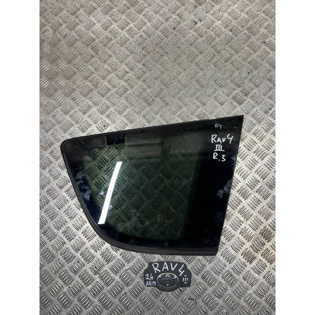 Стекло в кузов заднее правое Toyota Rav-4 III (2006-2012) 6271042260