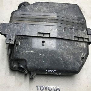 Корпус воздушного фильтра Toyota Rav-4 (2000-2006) 2.0 1770028090