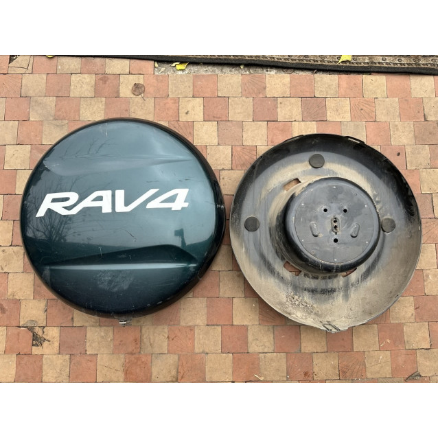 Колпак запасного колеса Toyota Rav-4 (2000-2006) 6477142060G0 6477142100G0 8917060C00