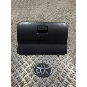 Бардачок Toyota Rav-4 (2000-2006) 5555042030B1  