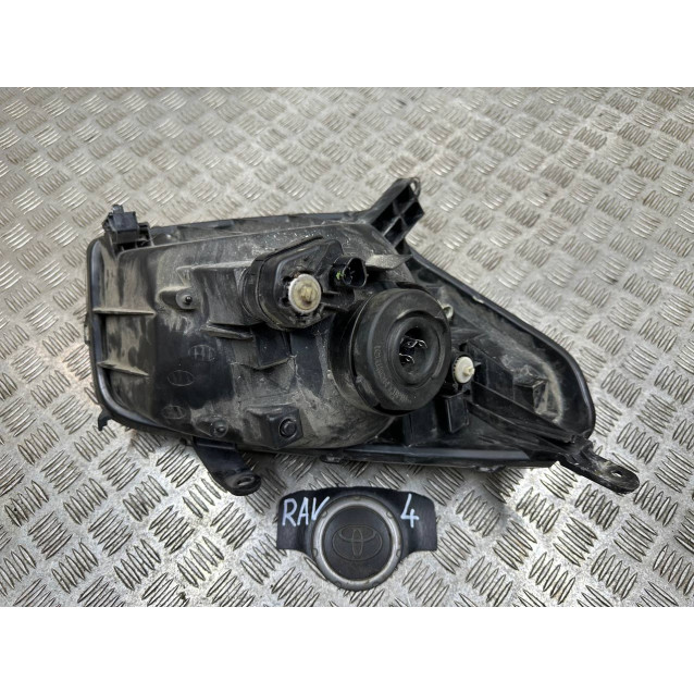 Фара левая Toyota Rav-4 (2000-2006) 8110642270 8117042180 8117042160