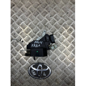 Замок крышки багажника Toyota Rav-4 (2000-2006) 6911042090