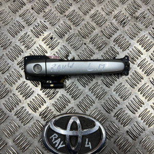 Ручка двери передняя левая Toyota RAV-4 (2000-2006) 6921142020A0 6920442010 6921142020A3
