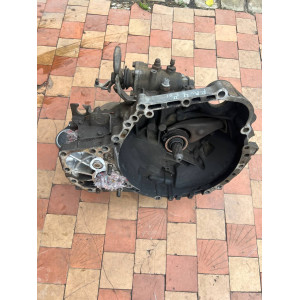 Коробка передач Toyota Rav-4 (2000-2006) 2,0 МКПП 3030042101