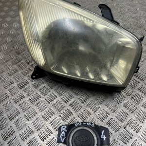 Фара правая Toyota Rav-4 (2000-2006) 8111042180 8111042160 8111042150 *дефект