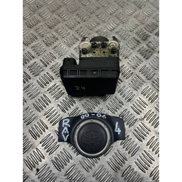 Блок ABS Toyota Rav-4 (2000-2006) 4451042080