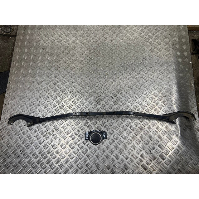 Распорка лонжеронов Toyota Rav-4 (2000-2006) 5360742020